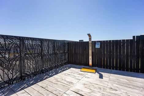 Photo of property in 15 Dulcie Way, Orewa, 0931