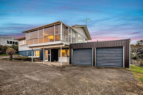 Photo of property in 73 Waimumu Road, Massey, Auckland, 0614