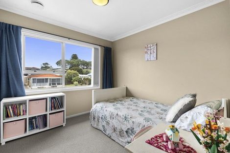 Photo of property in 10 Culzean Grove, Bell Block, New Plymouth, 4312