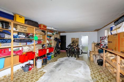 Photo of property in 25 Manu Crescent, Upper Vogeltown, New Plymouth, 4310