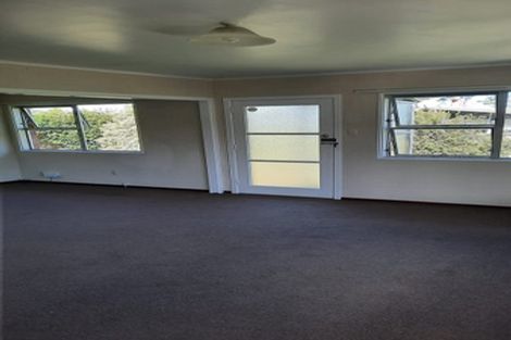 Photo of property in 3/200 Edmonton Road, Te Atatu South, Auckland, 0610