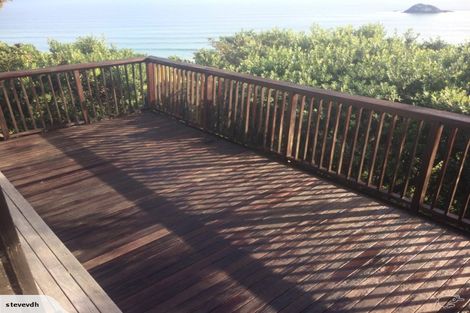 Photo of property in 13 Ngatira Road, Muriwai, Waimauku, 0881