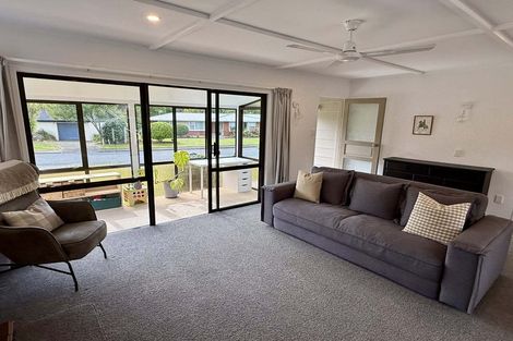 Photo of property in 10 Campbell Place, Pukehangi, Rotorua, 3015