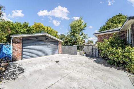 Photo of property in 92 Main North Road, Woodend, 7610