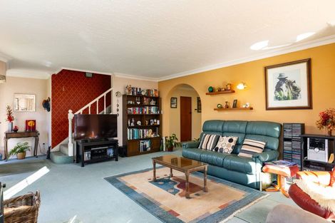 Photo of property in 16 Huia Street, Waikawa, Picton, 7220