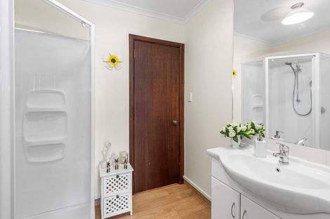 Photo of property in 5 Michigan Place, Burwood, Christchurch, 8083