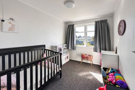 Photo of property in 21 Camellia Avenue, Aramoho, Whanganui, 4500