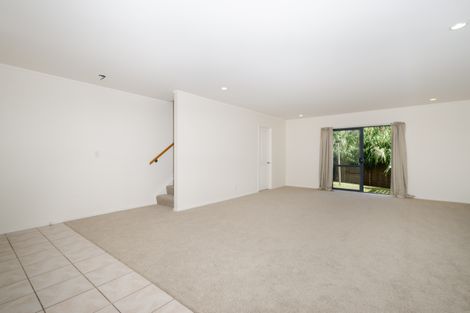 Photo of property in 4 Kora Avenue, Ranui, Auckland, 0612