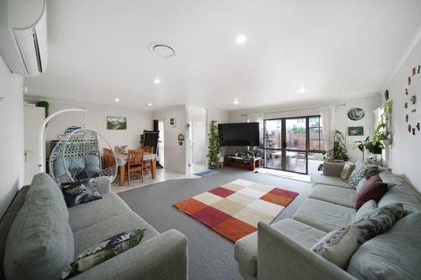 Photo of property in 8 Aspenwood Place, Favona, Auckland, 2024