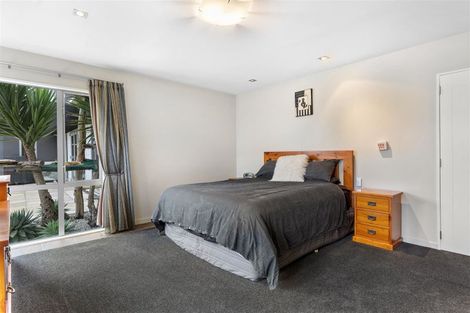 Photo of property in 7 Corsican Grove, Parklands, Christchurch, 8083