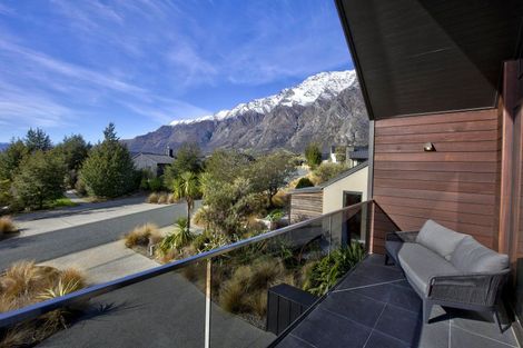 Photo of property in 37 Mcadam Drive, Jacks Point, Queenstown, 9371