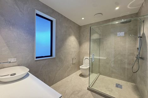 Photo of property in 23 Kerekin Drive, Oteha, Auckland, 0632