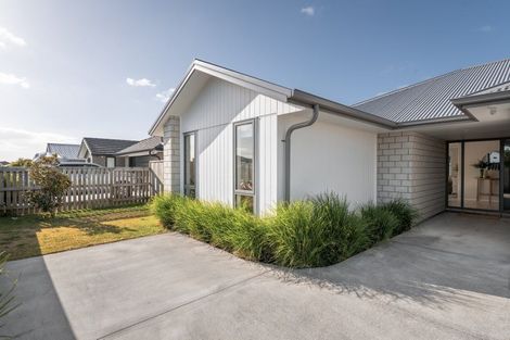 Photo of property in 203 Te Okuroa Drive, Papamoa, 3118