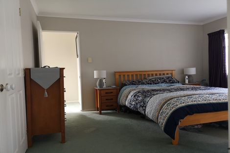 Photo of property in 19 Limerick Place, Dannemora, Auckland, 2016