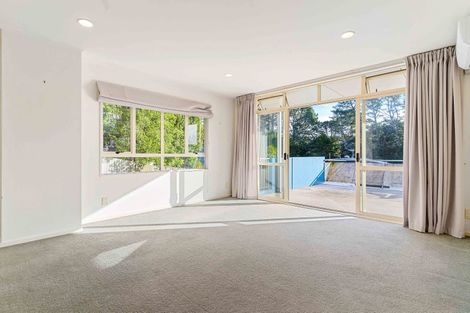 Photo of property in 4e/20 Ian Marwick Place, Birkenhead, Auckland, 0626