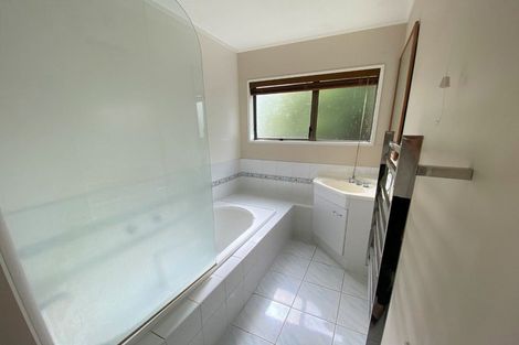 Photo of property in 46 Oakfield Crescent, Pukete, Hamilton, 3200