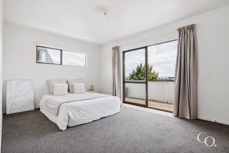 Photo of property in 16 Pelorus Street, Welcome Bay, Tauranga, 3112
