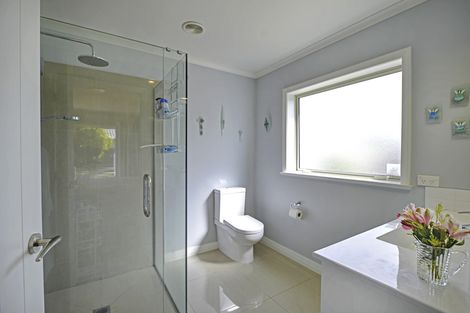 Photo of property in 1 Madison Street, Carterton, 5713