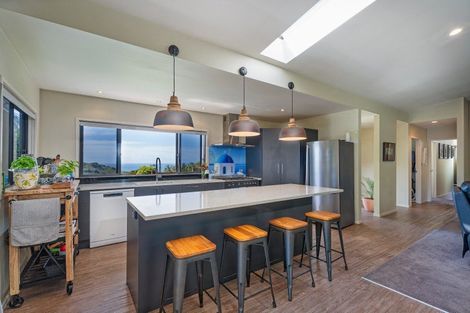 Photo of property in 4 Tarapatiki Drive, Whitianga, 3510