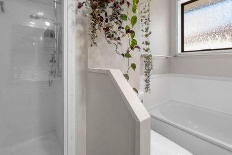 Photo of property in 21 James Cook Drive, Welcome Bay, Tauranga, 3112