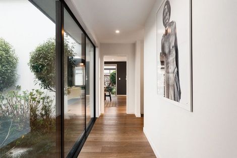 Photo of property in 16 Saint Thomas Avenue, Pyes Pa, Tauranga, 3112