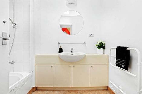 Photo of property in 164 Guys Road, East Tamaki, Auckland, 2013