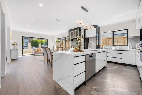 Photo of property in 20 Hughs Way, Flat Bush, 2019