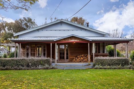 Photo of property in 841 Cowper Road, Dannevirke, 4976