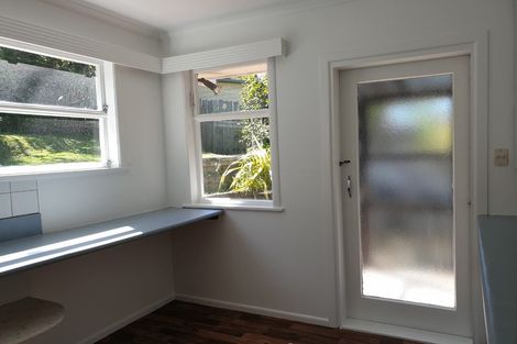 Photo of property in 321 Main Road, Tawa, Wellington, 5028