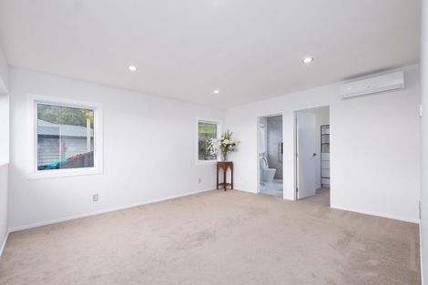 Photo of property in 108 Keri Vista Rise, Papakura, 2110