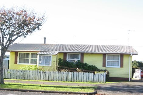 Photo of property in 92 Friedlanders Road, Manurewa, Auckland, 2102