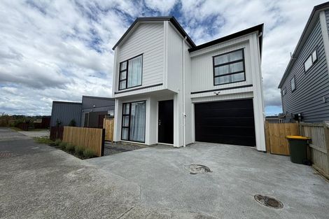 Photo of property in 105 Waekahu Road, Westgate, Auckland, 0814