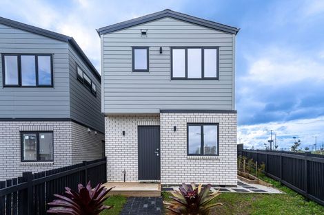 Photo of property in 1 Whiteywood Street, Westgate, 0814