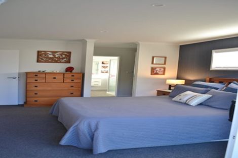 Photo of property in 22 Kamahi Crescent, Papamoa Beach, Papamoa, 3118