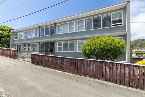 Photo of property in 229 Karori Road, Karori, Wellington, 6012