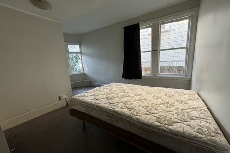 Photo of property in 14 Prince Street, Mount Victoria, Wellington, 6011