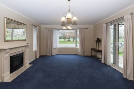 Photo of property in 27 Skyedale Drive, Harewood, Christchurch, 8051