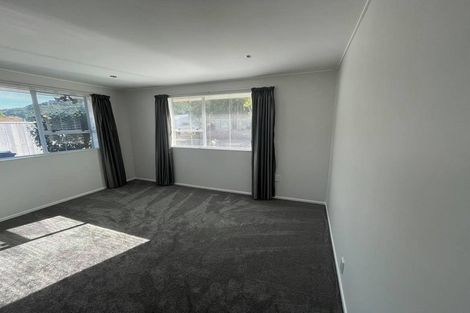 Photo of property in 79 Pasadena Crescent, Totara Park, Upper Hutt, 5018