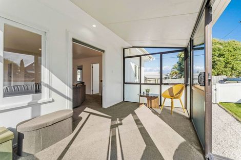 Photo of property in 21 Brixton Road, Manly, Whangaparaoa, 0930