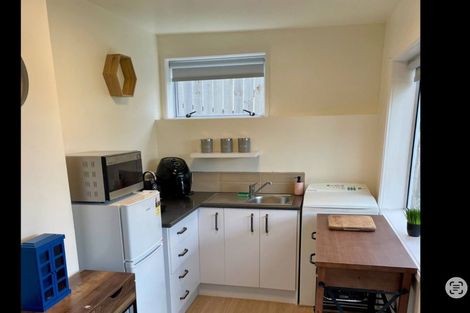 Photo of property in 1306 Whangaparaoa Road, Army Bay, Whangaparaoa, 0930