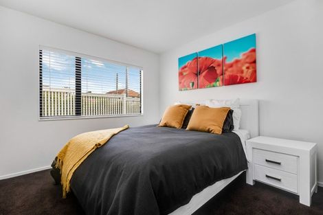 Photo of property in 1/11 Harrington Avenue, Pukekohe, 2120