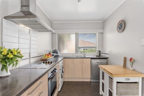 Photo of property in 2/39 Lake Road, Devonport, Auckland, 0624