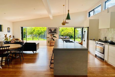 Photo of property in 17 Rogers Road, Bay View, Napier, 4104