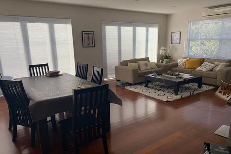 Photo of property in 3 Keating Rise, Northcross, Auckland, 0632