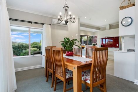 Photo of property in 30 Sheridan Crescent, Leamington, Cambridge, 3432