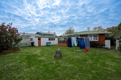 Photo of property in 72 Lethbridge Street, Feilding, 4702
