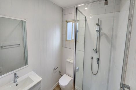 Photo of property in 9 Mahoe Street, Strandon, New Plymouth, 4312