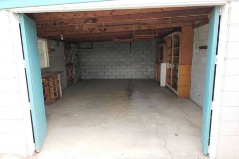 Photo of property in 19 Campbell Street, Alexandra, 9320