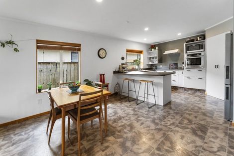 Photo of property in 16 Malthouse Crescent, Brightwater, 7022