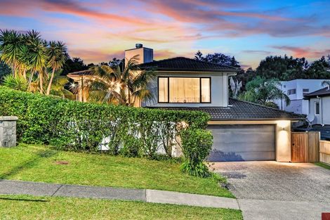 Photo of property in 2 Baverton Drive, Flat Bush, Auckland, 2016